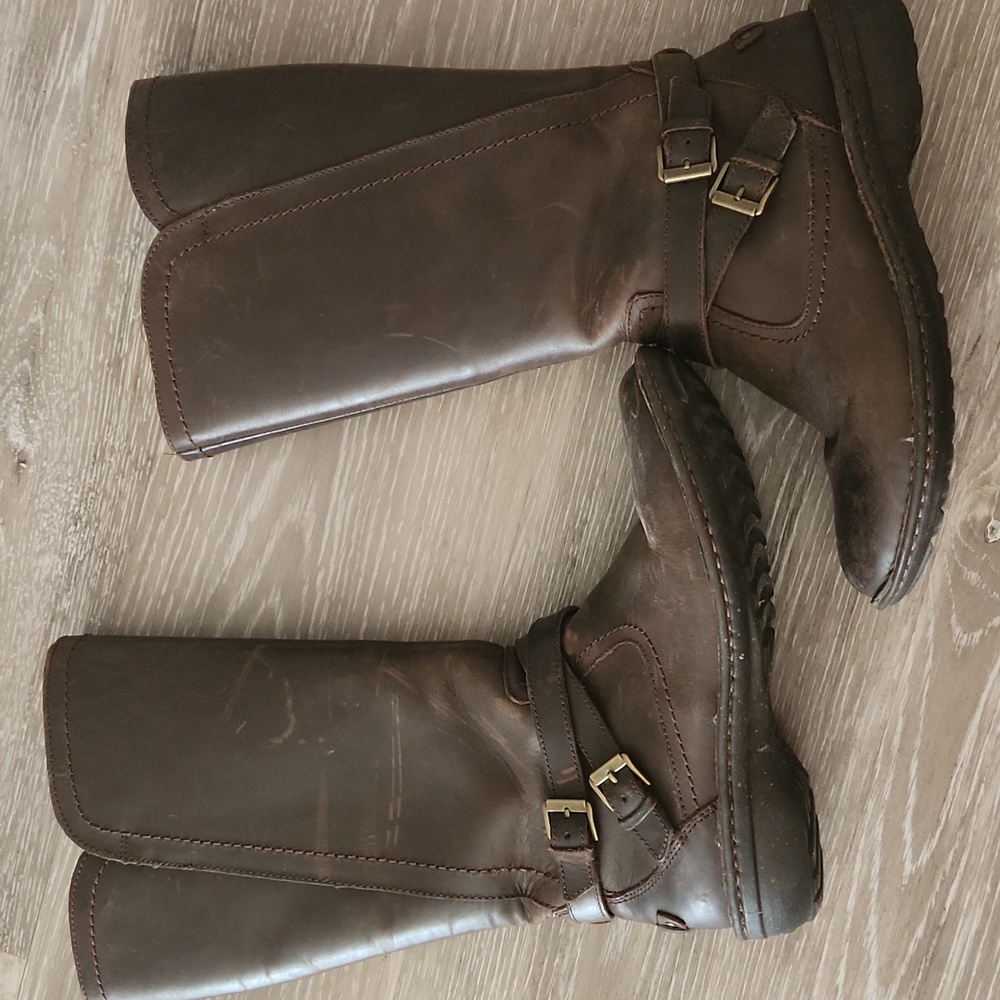 UGGs Leather Brown Riding Boots Size 8